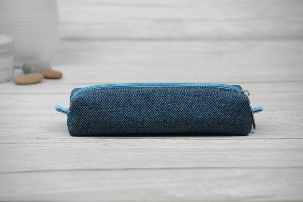 Penál mini modrý s tyrkysovým zipem