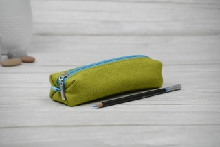 Penál mini zelený s tyrkysovým zipem
