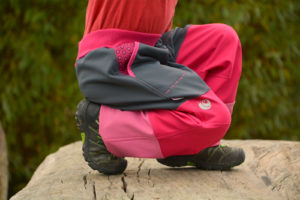 Softshellové kalhoty dětské trojbarevné růžovo-šedé