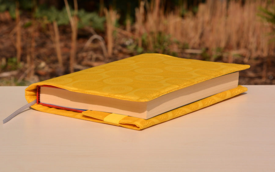 Obal na diář, knihu hořčicovo žlutý